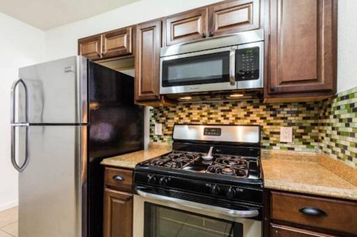 פיניקס U1 - Entire 2 Bedroom Apt In Dt Phx With Pkg מראה חיצוני תמונה