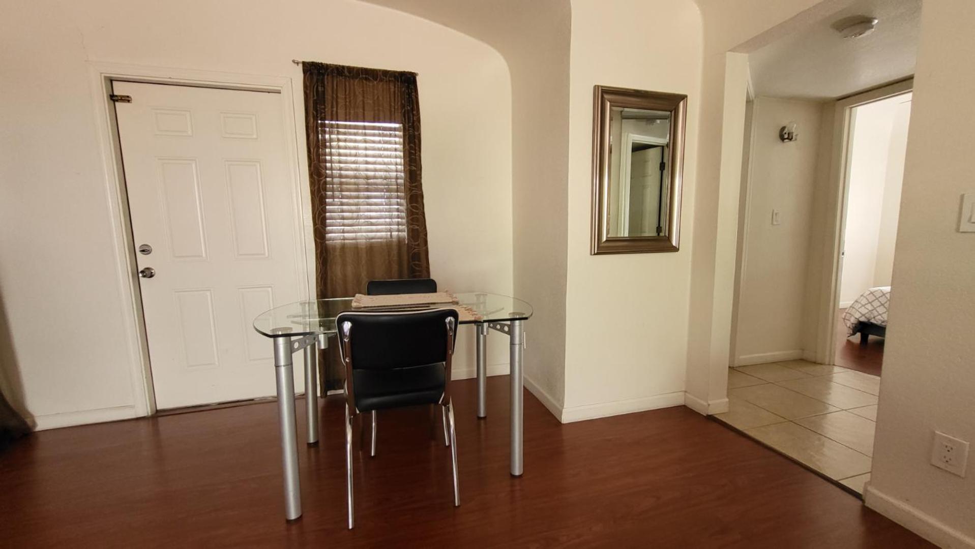 פיניקס U1 - Entire 2 Bedroom Apt In Dt Phx With Pkg מראה חיצוני תמונה