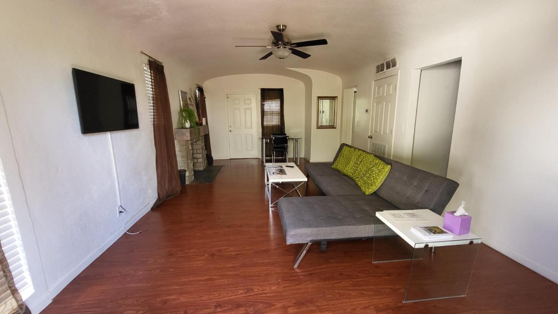 פיניקס U1 - Entire 2 Bedroom Apt In Dt Phx With Pkg מראה חיצוני תמונה